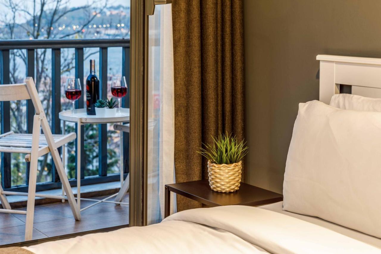 Monnas Bosphorus Apartment Истанбул Екстериор снимка