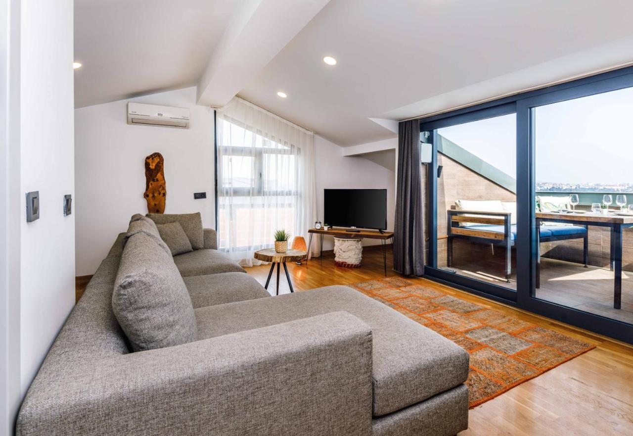 Monnas Bosphorus Apartment Истанбул Екстериор снимка