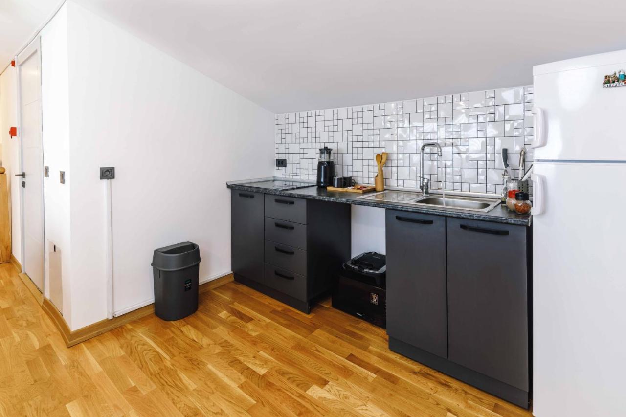 Monnas Bosphorus Apartment Истанбул Екстериор снимка