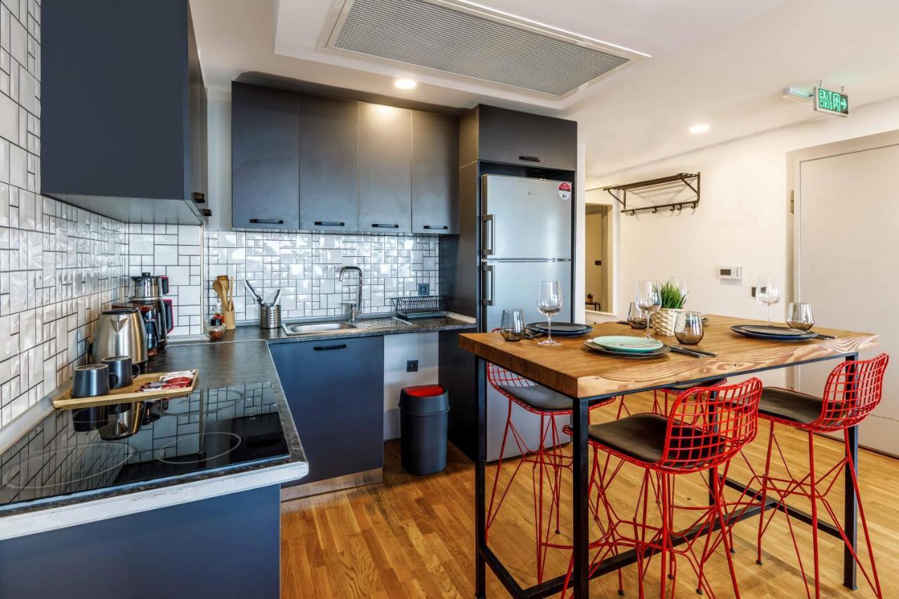 Monnas Bosphorus Apartment Истанбул Екстериор снимка
